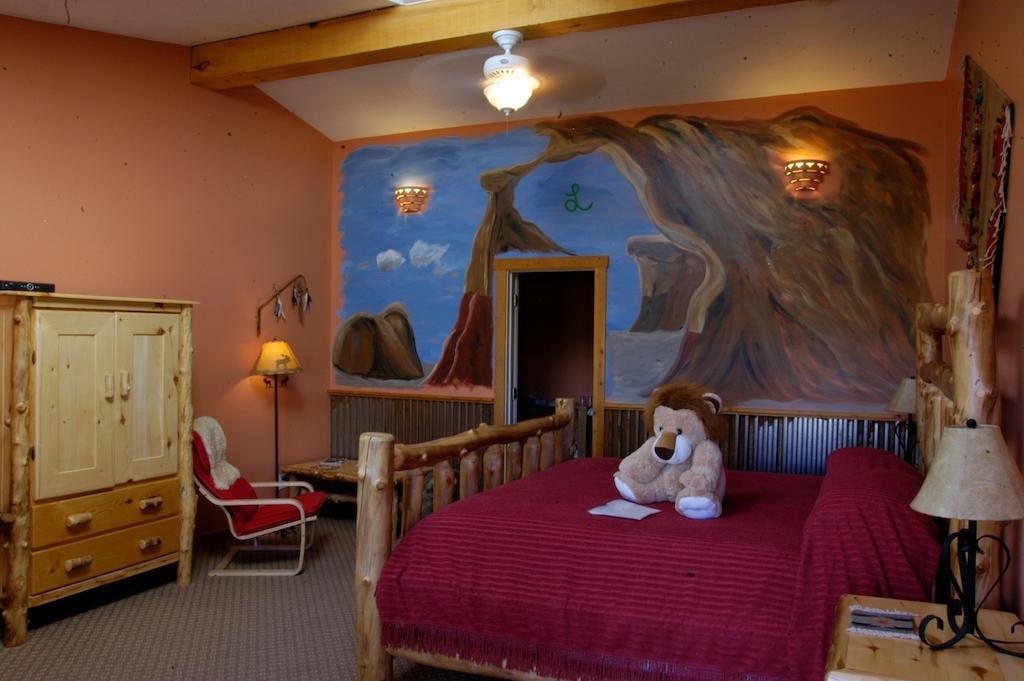 The Inn Of Escalante (Adults Only) Room photo